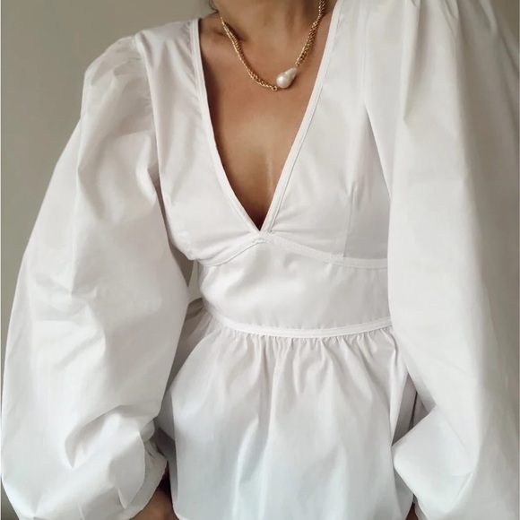 White Puff Sleeve Top - Picture 3 of 5